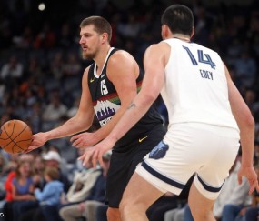 约基奇三双默里29+8 兰代尔26分掘金击败灰熊