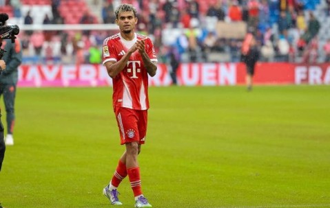 哈曼：利物浦在嘲笑拜仁，花那么多钱买个28岁的迪亚斯还给高薪