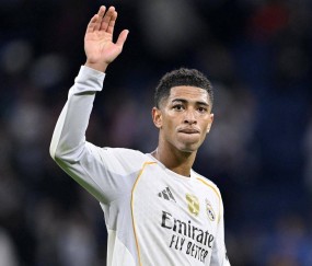 欧冠联赛曼城2-1逆转皇马，放大10倍后看细节，原因清晰可见